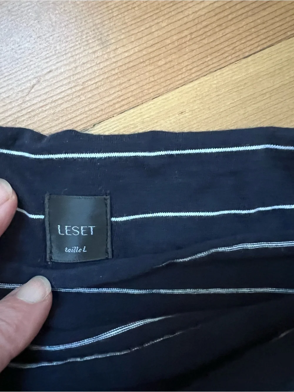 LESET BOATNECK TEE - Picture 2 of 3